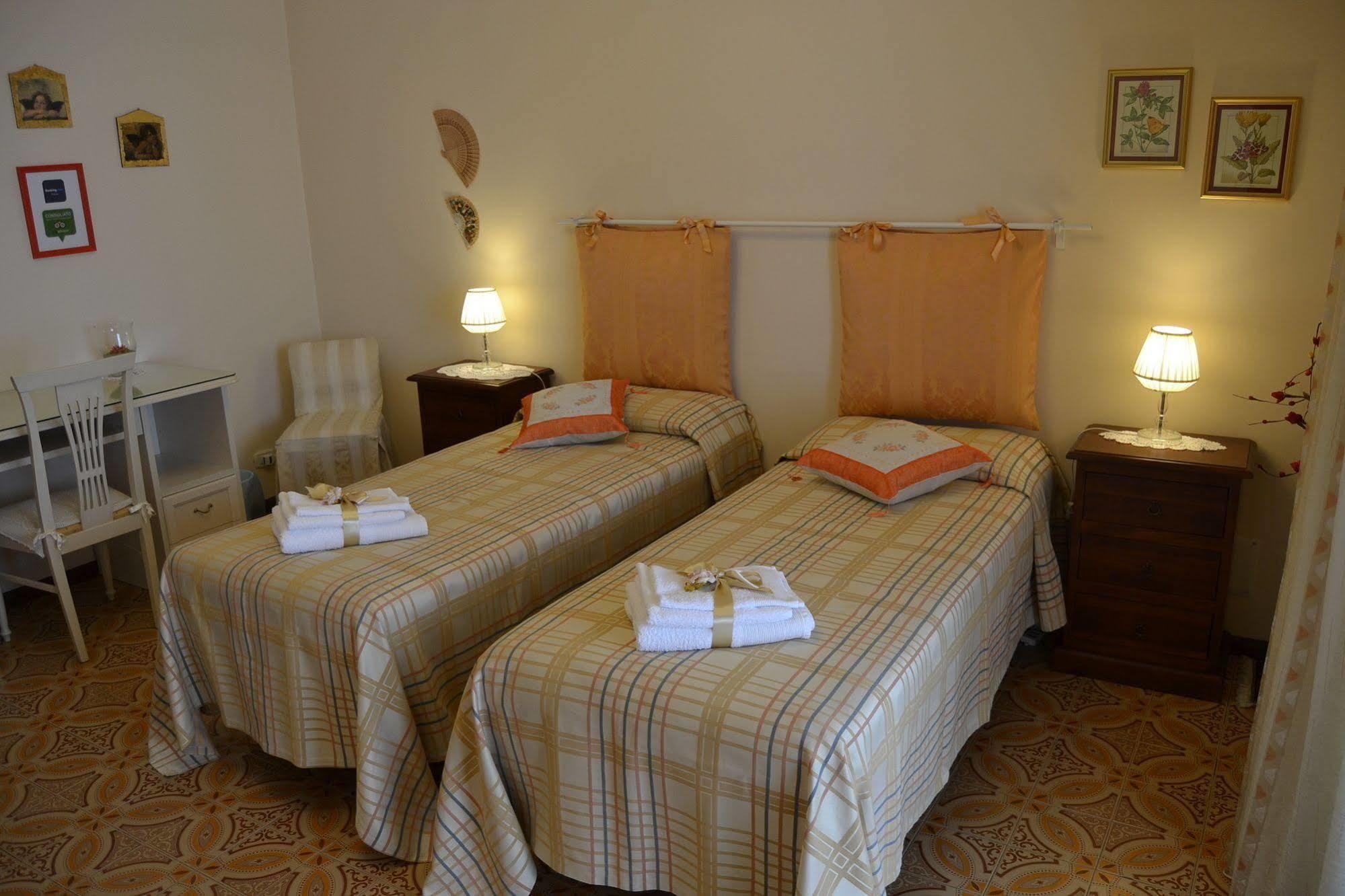 Bed & Breakfast Marena Sant'Agata Li Battiati Eksteriør bilde